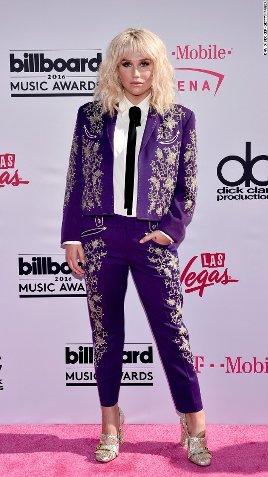 Kesha Billboard Awards 2016