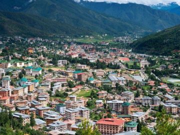 HIDDEN GEMS: UNFORGETTABLE DESTINATIONS OFF THE BEATEN PATH