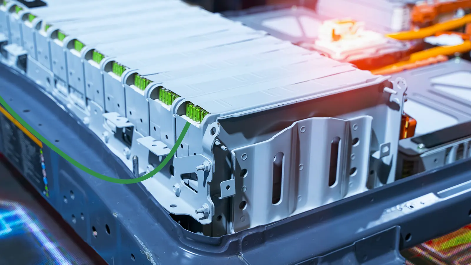 631fbd3ab38f951333fe33b1_WF51216_LITGRE_SeptemberContent_Solid-StateBatteries_GameChanger_forElectricCars_header