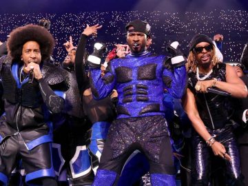 11-usher-super-bowl-halftime-2024-billboard-1548