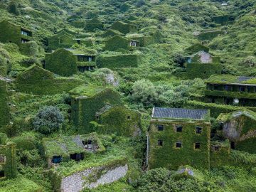 180614173125-china-houtouwan-ghost-village-968035808