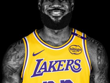 2425_PlayerPage_Headshot_1920x2304_James_LeBron