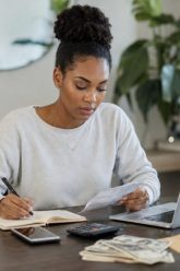 5 Money Moves To Make At The Beginning Of Every Month