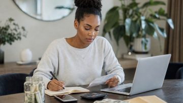 5 Money Moves To Make At The Beginning Of Every Month
